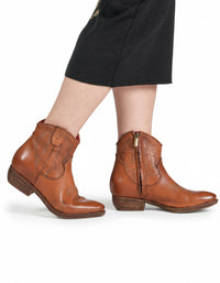 STIVALETTO TEXANO IN BUFALO CUOIO